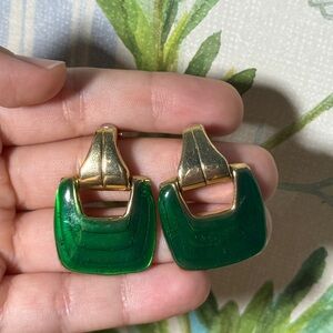 Vintage gold and green women’s pierced earrings